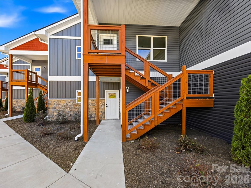 143 Carver St #1, Brevard, NC 28712