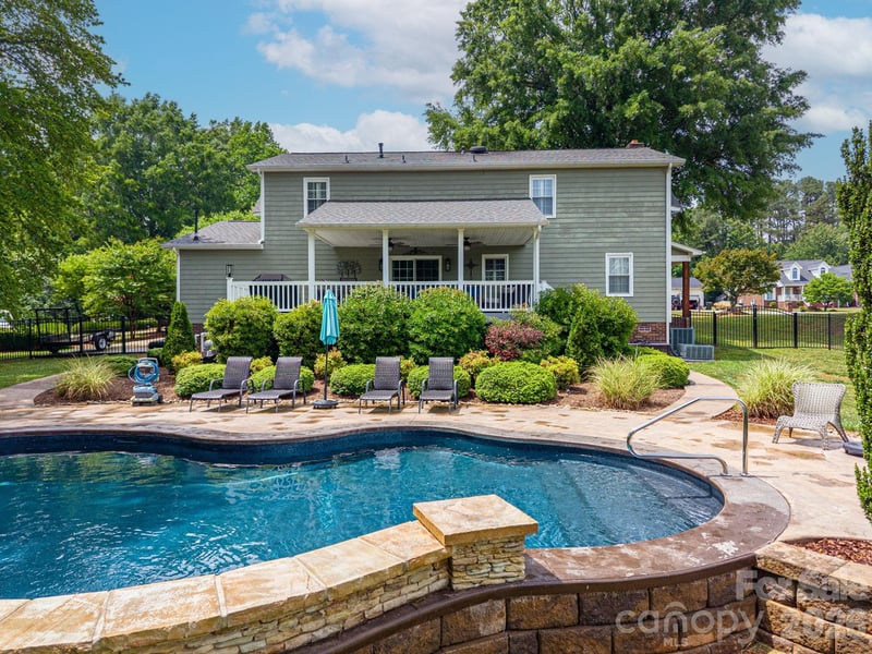 192 Carolina Dr, Cherryville, NC 28021