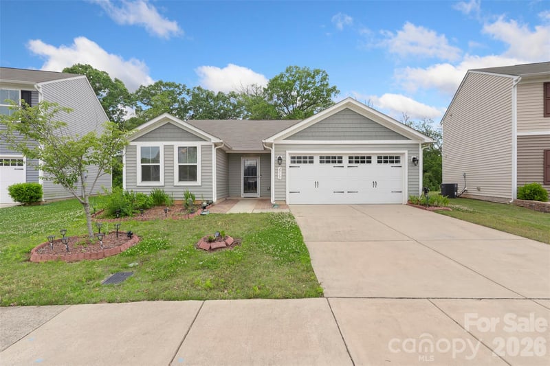 2515 Willow Pond Ln, Concord, NC 28025
