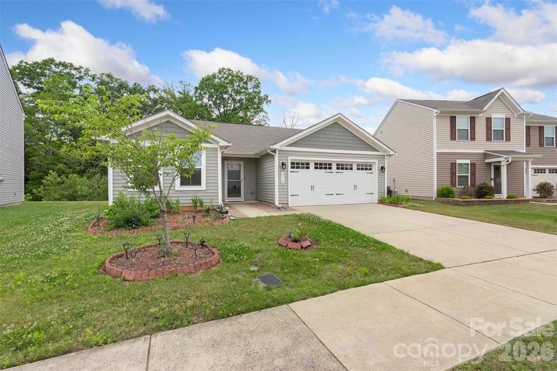 2515 Willow Pond Ln, Concord, NC 28025