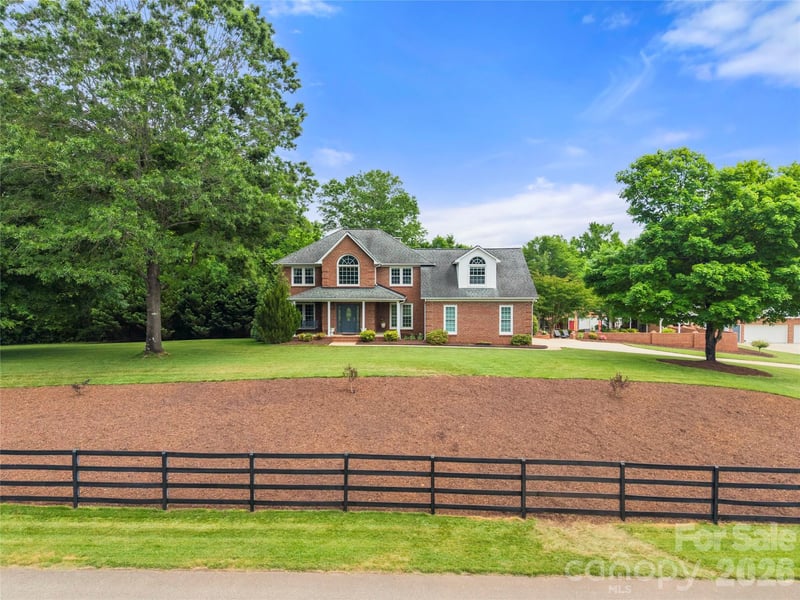 1125 Saddle Dr, York, SC 29745