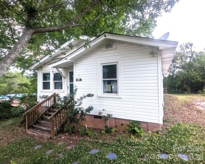 901 State St #Ext, Marion, NC 28752