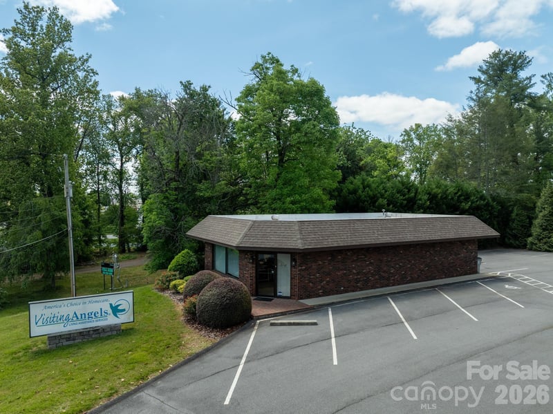 1822 Hickory Blvd, Lenoir, NC 28645