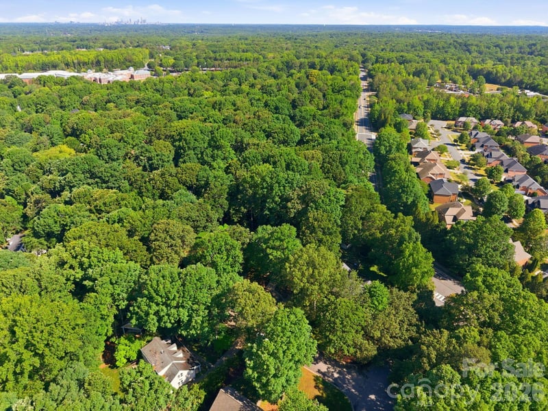 405 Leighton Ct, Matthews, NC 28105