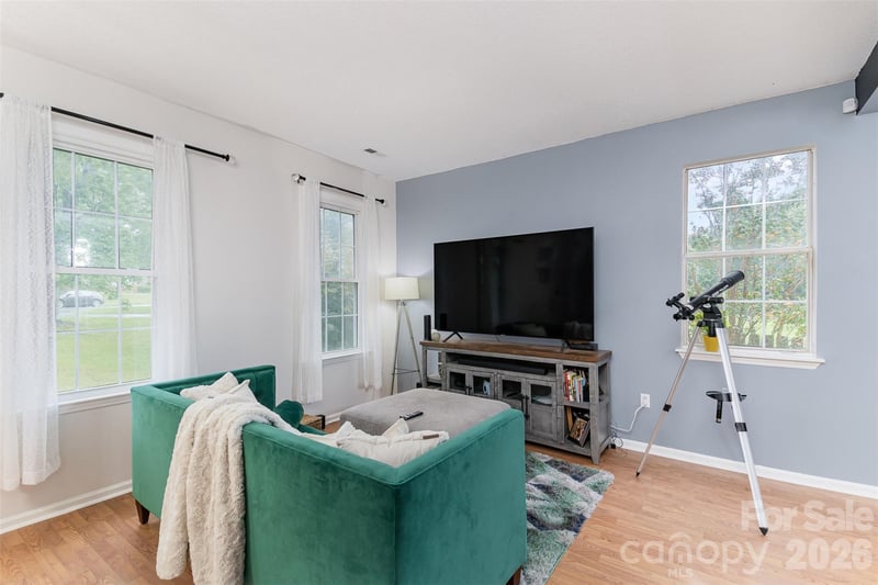 9804 Cooper Run Ln, Charlotte, NC 28269