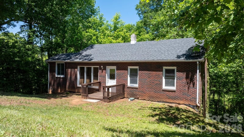 722 F St, Newton, NC 28658
