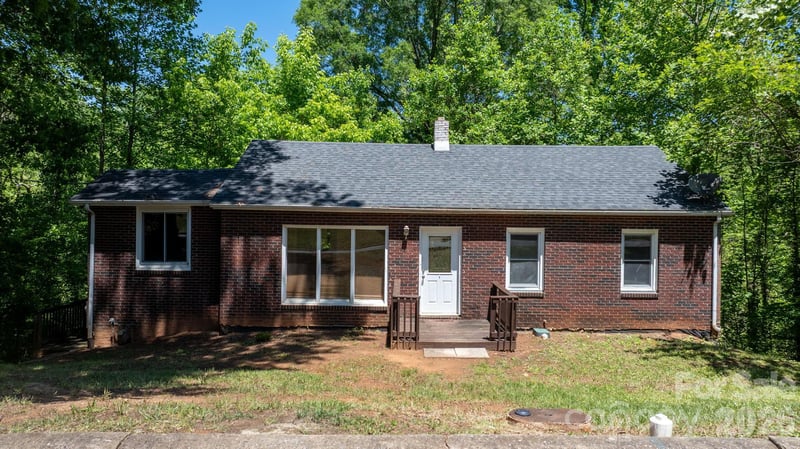 722 F St, Newton, NC 28658