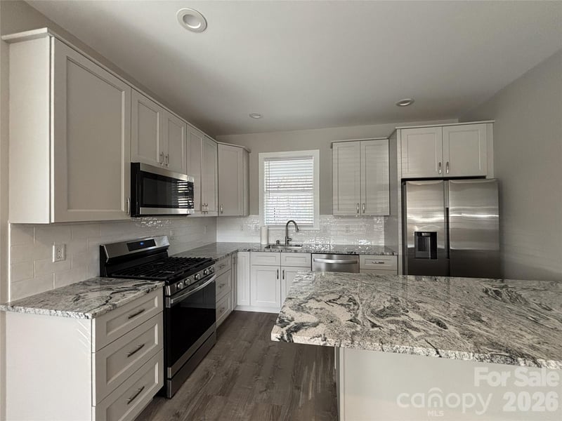 128 Rock Hill Rd, Asheville, NC 28803
