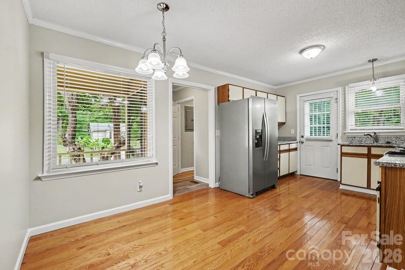 1201 Ashford St, Charlotte, NC 28214