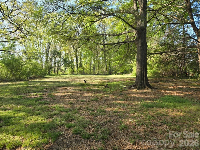 804 Emmanuel Church Rd, Conover, NC 28613