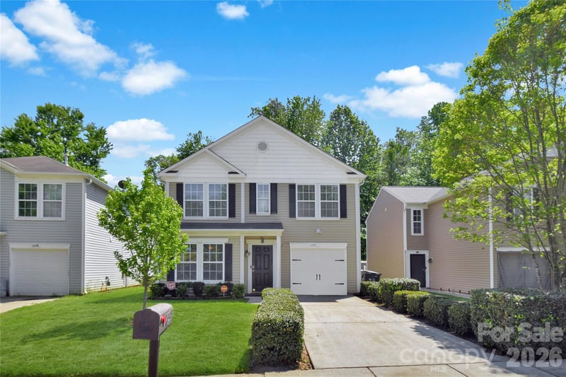 1249 Allegiance Dr, Charlotte, NC 28217