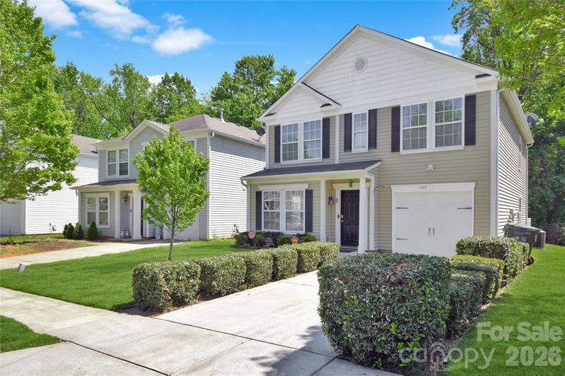 1249 Allegiance Dr, Charlotte, NC 28217