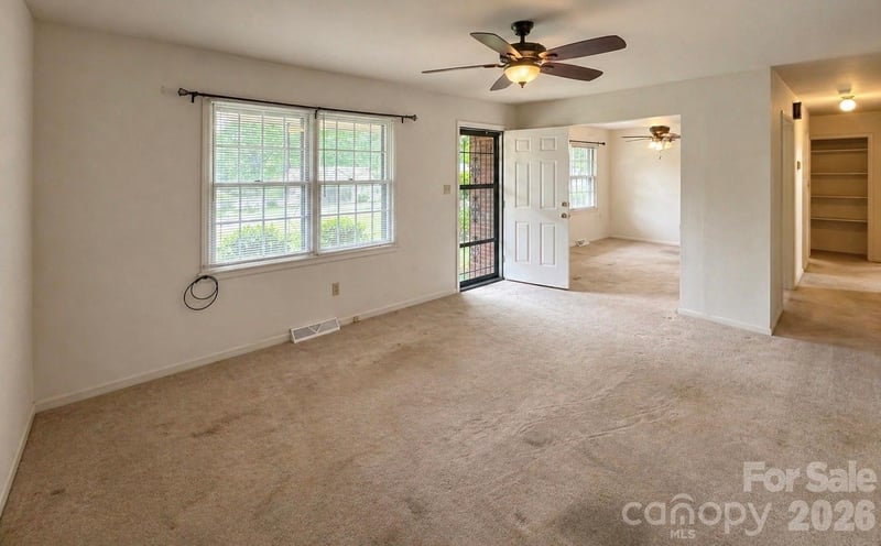 406 L St, Newton, NC 28658