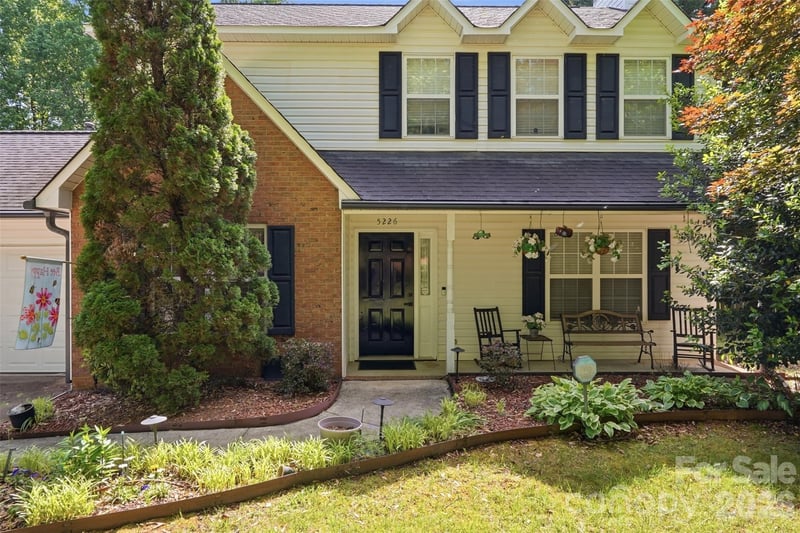 5226 Rockwood Rd, Charlotte, NC 28216