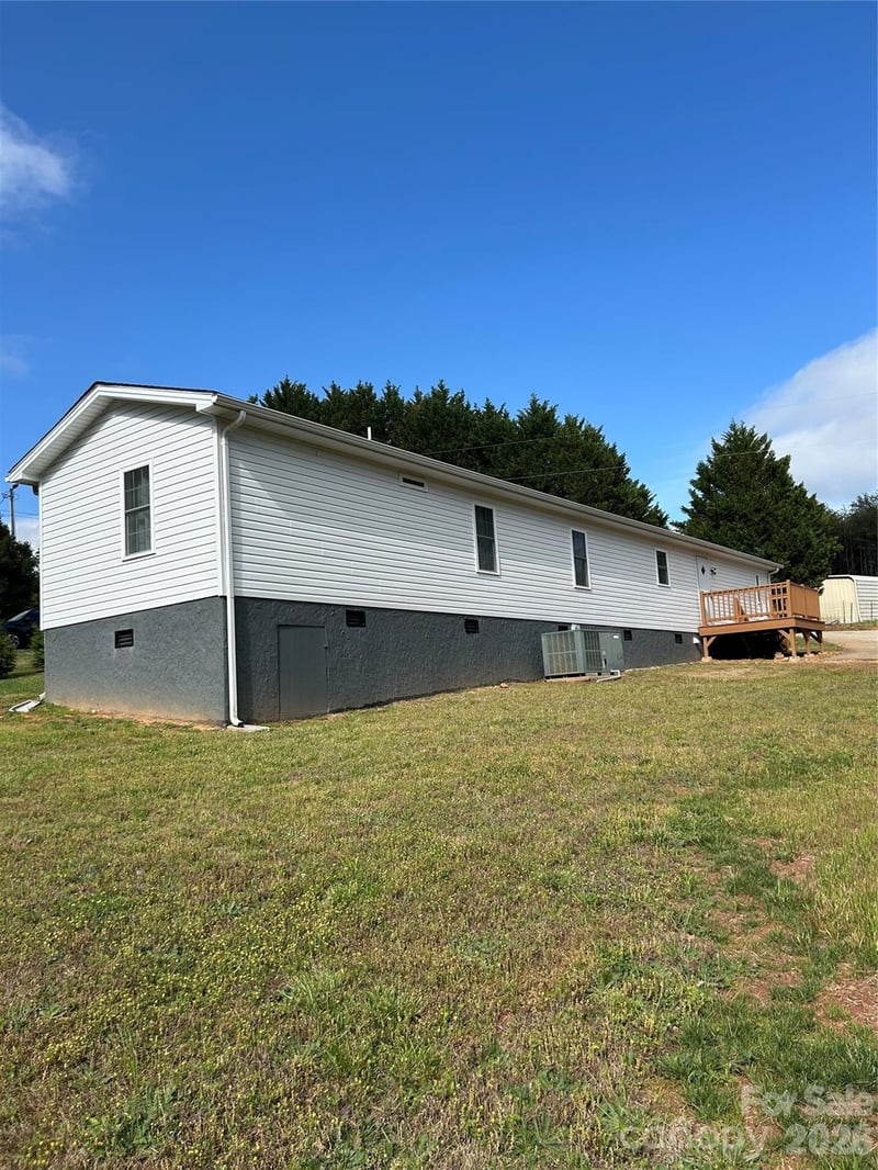 118 Perennial Gardens Ln, Rutherfordton, NC 28139
