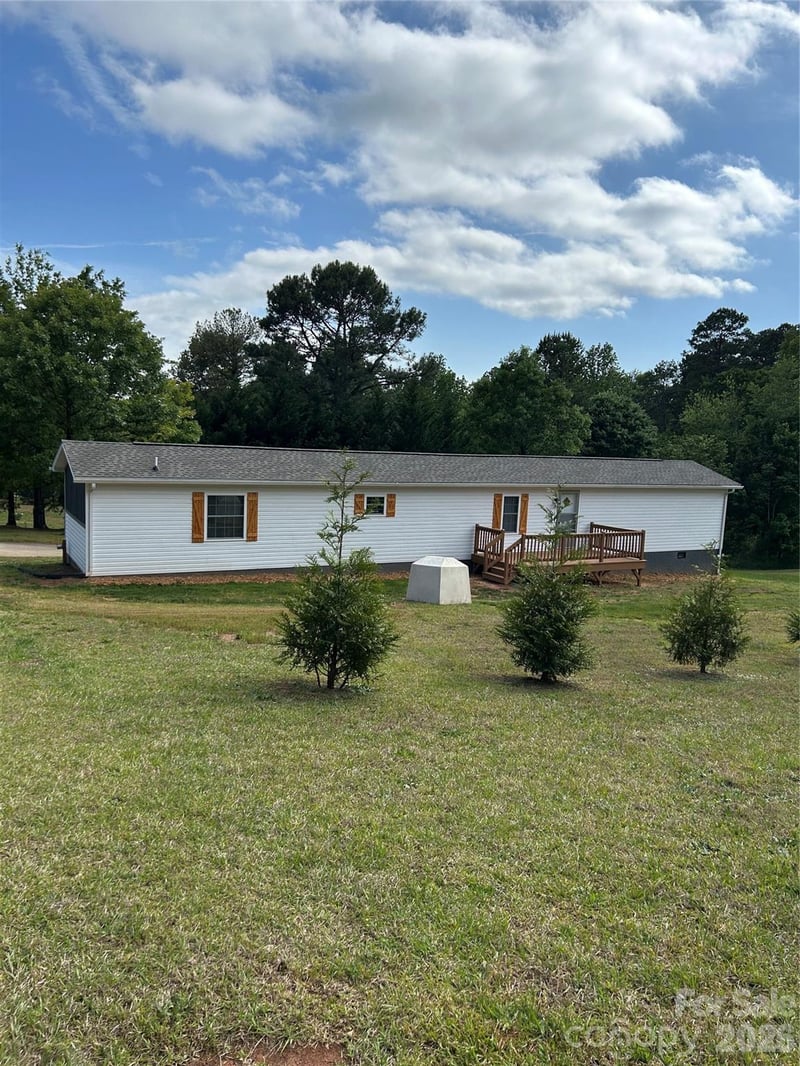 118 Perennial Gardens Ln, Rutherfordton, NC 28139
