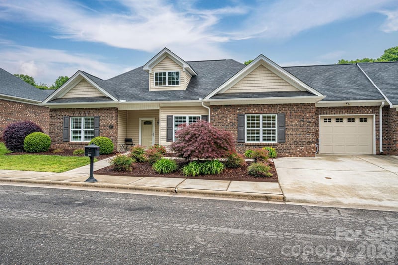 201 T R Harris Dr, Shelby, NC 28150
