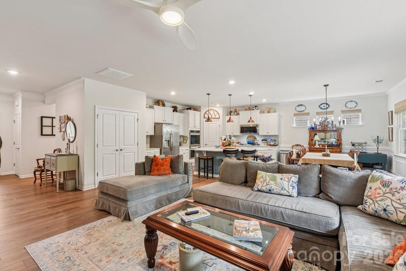 1328 Dali Blvd, Mount Holly, NC 28120
