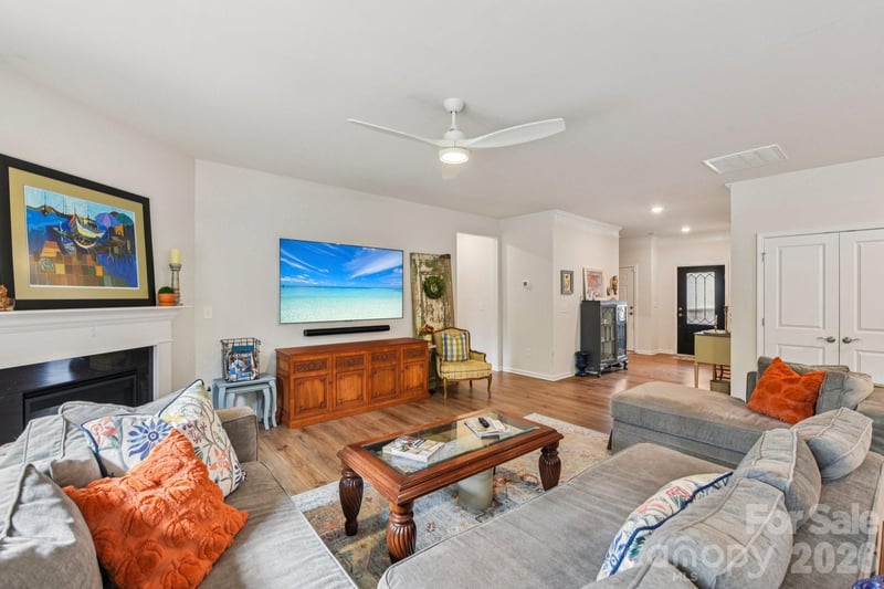 1328 Dali Blvd, Mount Holly, NC 28120