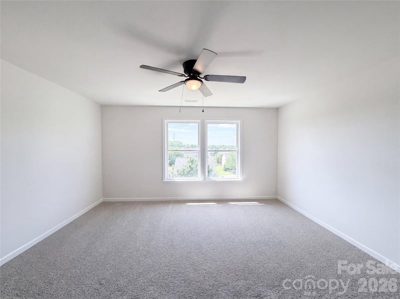 185 Boiling Brook Dr, Statesville, NC 28625