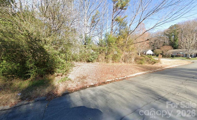 7001 Ravenglass Ln, Mint Hill, NC 28227