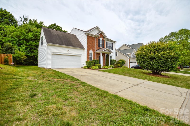 16410 Greybriar Forest Ln, Charlotte, NC 28278
