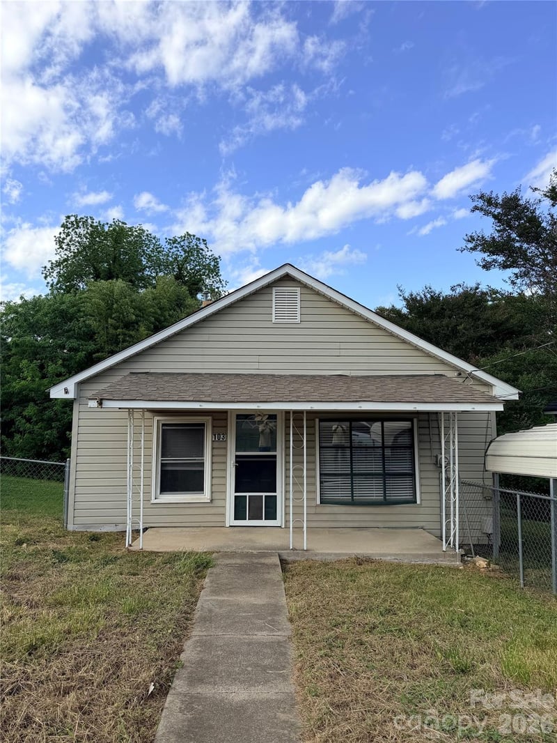 103 Maryland Ave, Bessemer City, NC 28016