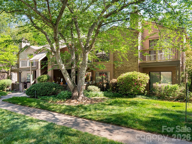 38 Ravencroft Ln #E, Asheville, NC 28803