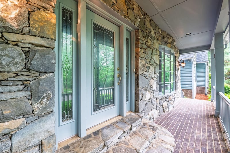 2804 Wimbledon Dr, Gastonia, NC 28056
