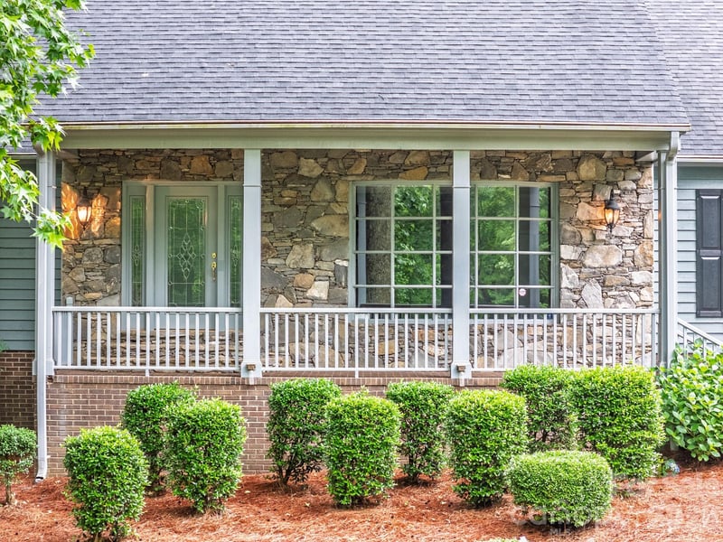 2804 Wimbledon Dr, Gastonia, NC 28056