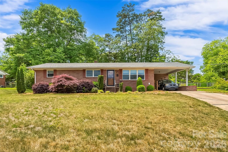1573 11th St, Hickory, NC 28601