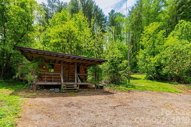 1492 Murray Rd, Canton, NC 28716