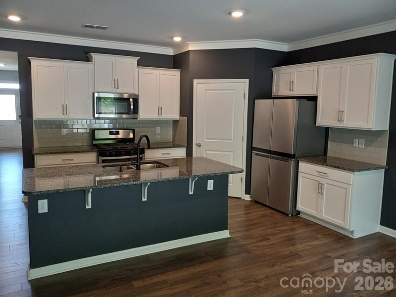 5108 Briscoe Dr, Charlotte, NC 28214