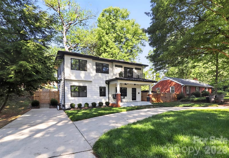 5026 Buckingham Dr, Charlotte, NC 28209