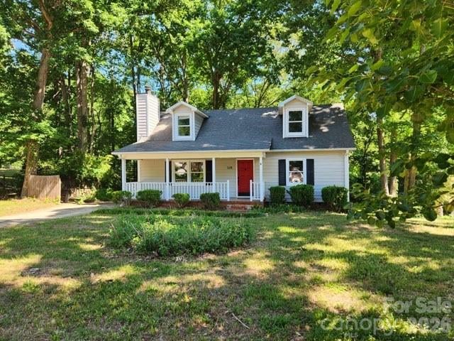 328 Swampfox Dr, Fort Mill, SC 29715