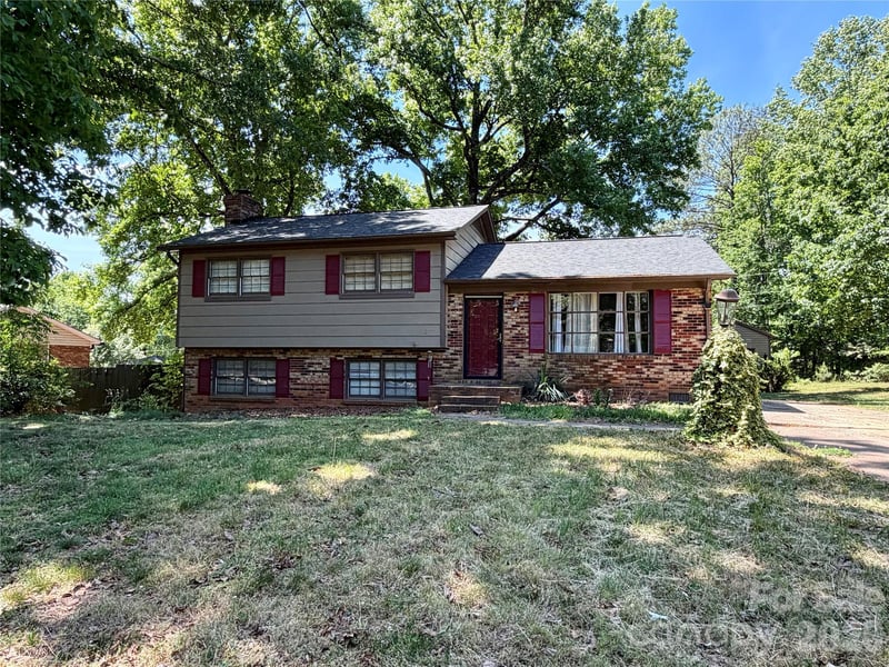 127 Sequoia Dr, Gastonia, NC 28052