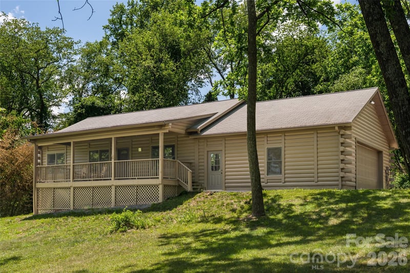 20 Small Mountain Dr, Asheville, NC 28805