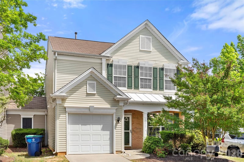 15017 Medlock Ln, Charlotte, NC 28277