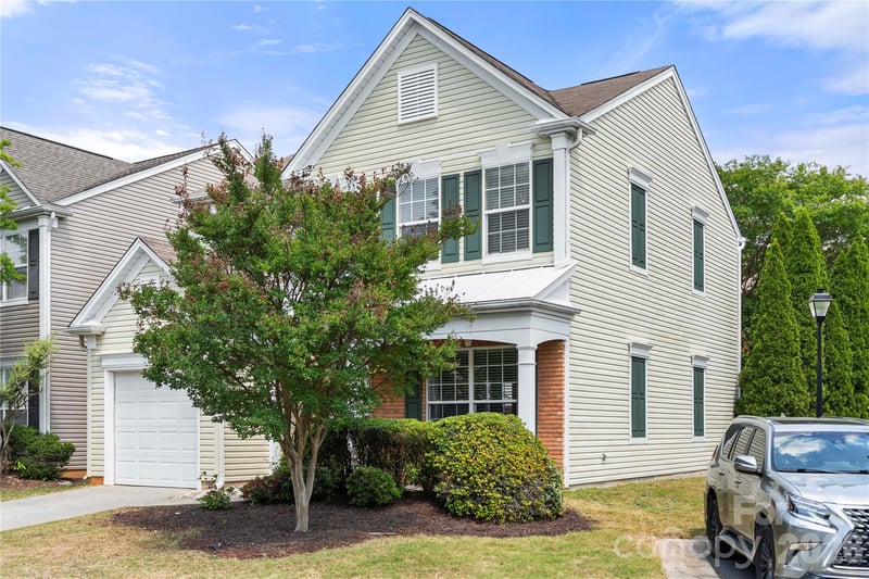 15017 Medlock Ln, Charlotte, NC 28277