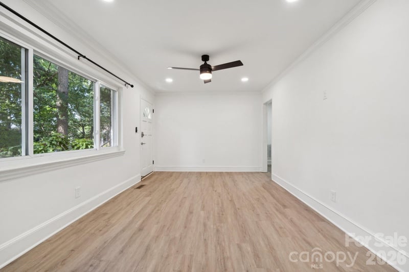 5423 Lantana Ave, Charlotte, NC 28212