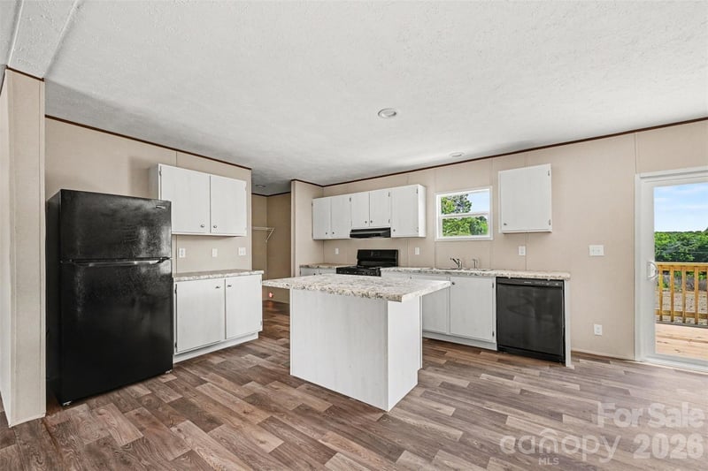 9526 Caycee Dr, Davidson, NC 28036