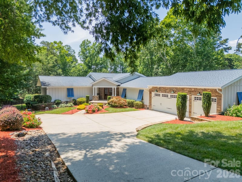 19533 Bustle Rd, Cornelius, NC 28037