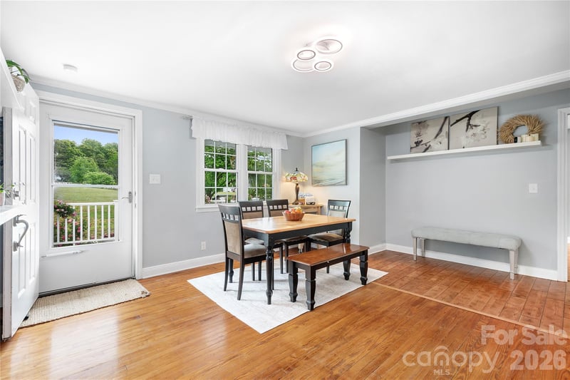 1823 Ingleside Farm Rd, Iron Station, NC 28080