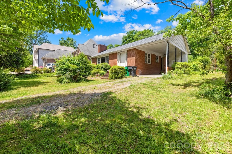 1217 Belrose Ln, Charlotte, NC 28209