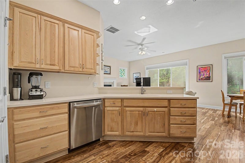 57 Talon Trail Ln, Etowah, NC 28729