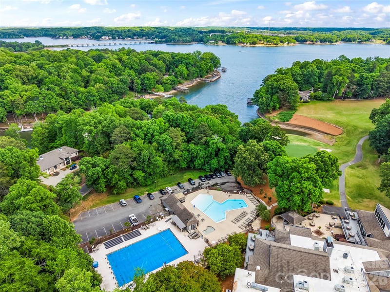 78 Ridgeport Rd, Clover, SC 29710