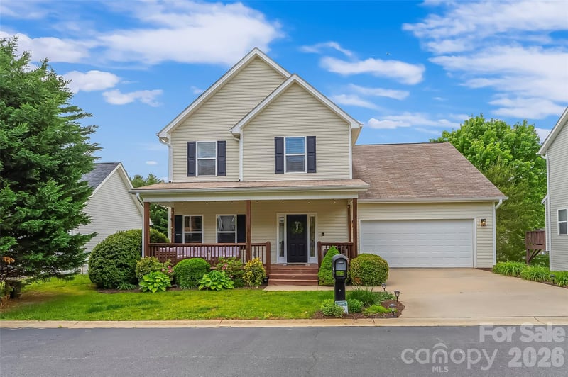 122 Fallen Spruce Dr, Asheville, NC 28806