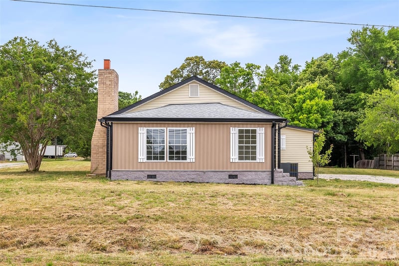 2480 Artz Rd, Salisbury, NC 28146