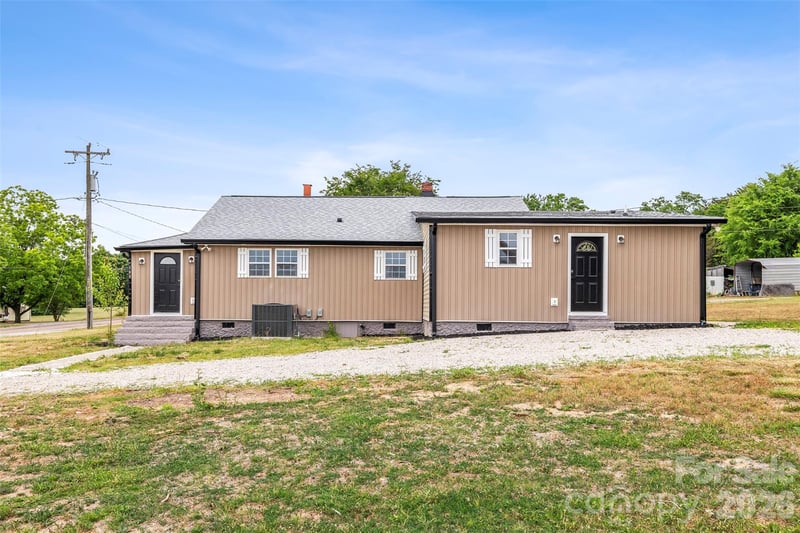 2480 Artz Rd, Salisbury, NC 28146
