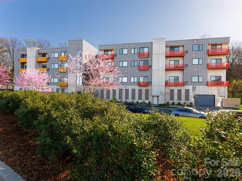 68 Craven St #304, Asheville, NC 28806